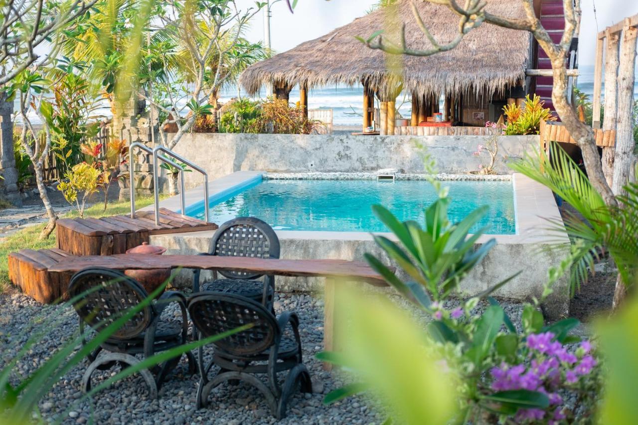 Hôtel Bali Tiger Hideaway à Pulukan Extérieur photo